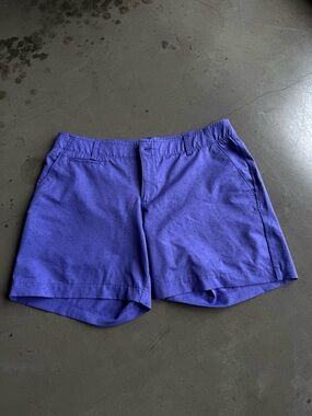Under Armour / women’s Golf Shorts / Purple Speckled